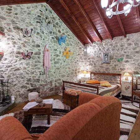 Tholos * Valtessiniko