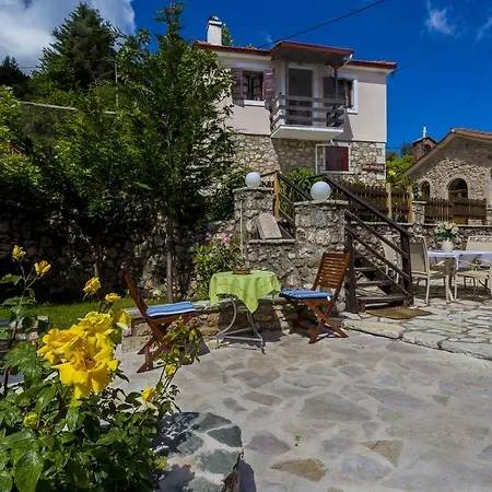 Affittacamere Tholos Valtessiniko